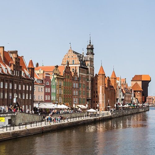 960px-Calle_Dlugie_Pobrzeze%2C_Gdansk%2C_Polonia%2C_2013-05-20%2C_DD_06.jpg