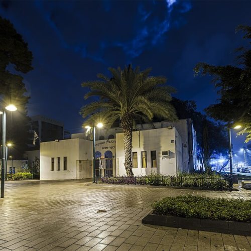 960px-PikiWiki_Israel_61144_kfar_saba_at_night.jpg