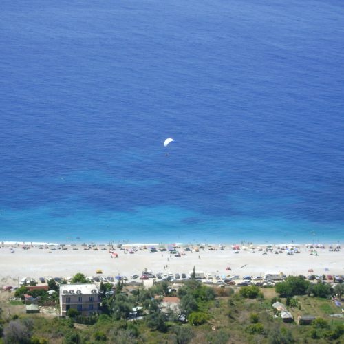Dh%C3%ABrmi_Beach_Panorama_%282008%29.jpg