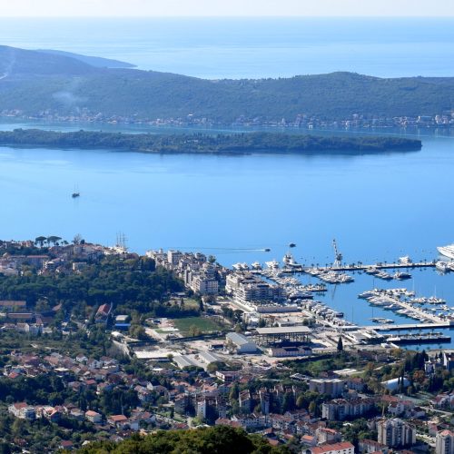 Tivat_Sv._Marko_Gospa_od_Milosti.jpg