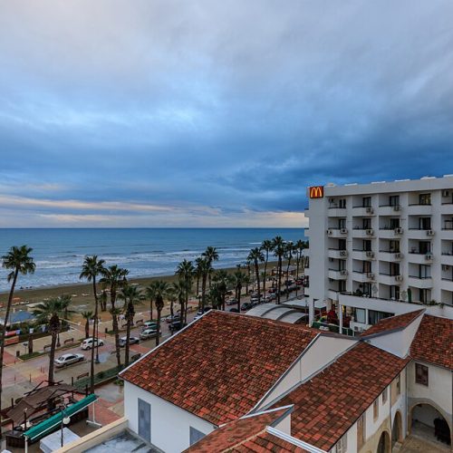 larnaca.jpg